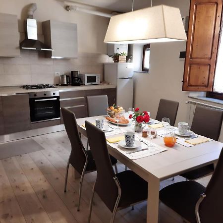 Palazzo Colombini Apartment Lucques Extérieur photo