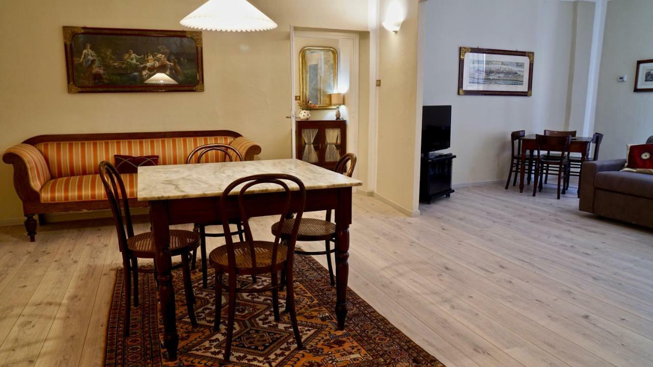 Palazzo Colombini Apartment Lucques Extérieur photo