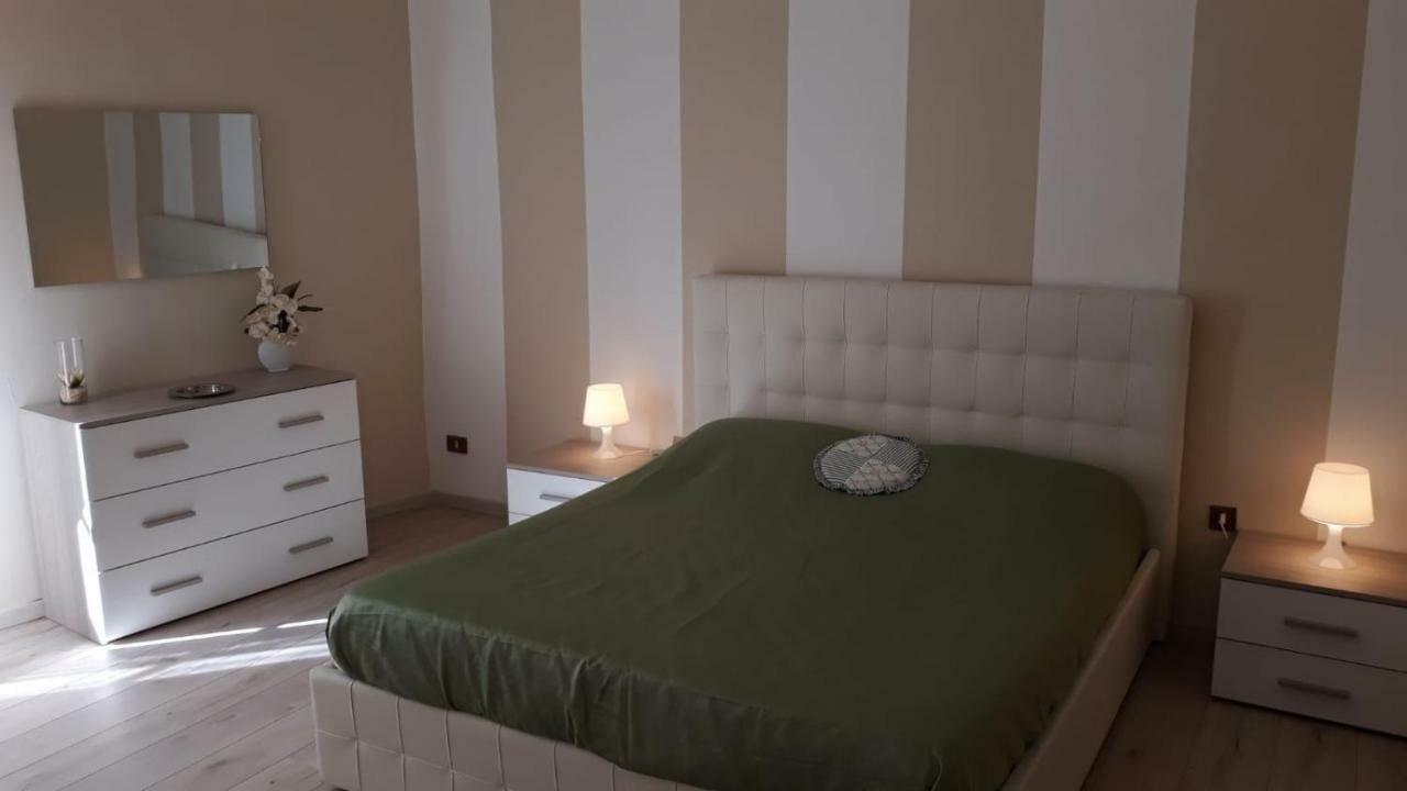 Palazzo Colombini Apartment Lucques Extérieur photo